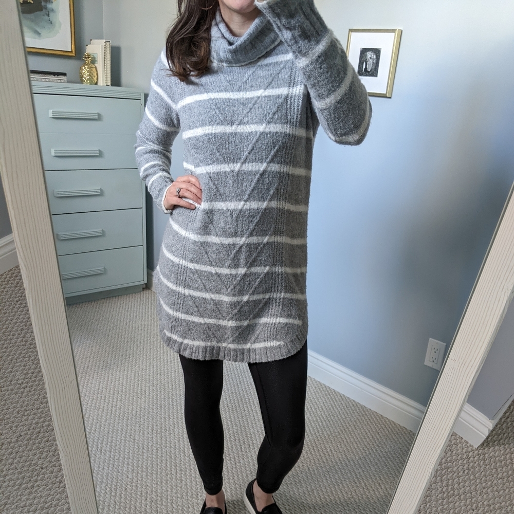 Reitmans Long Sweater